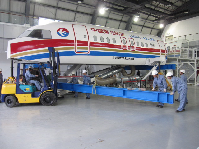 #1中国东方航空_模拟机舱6.JPG